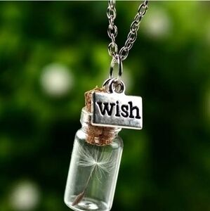 MODCLOTH GENUINE DANDELION SEED NECKLACE